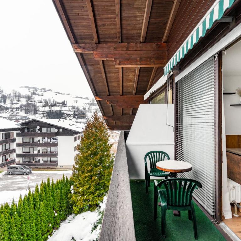 Alpine Escape with Kitzsteinhorn View - Studio mit Bergblick - 10