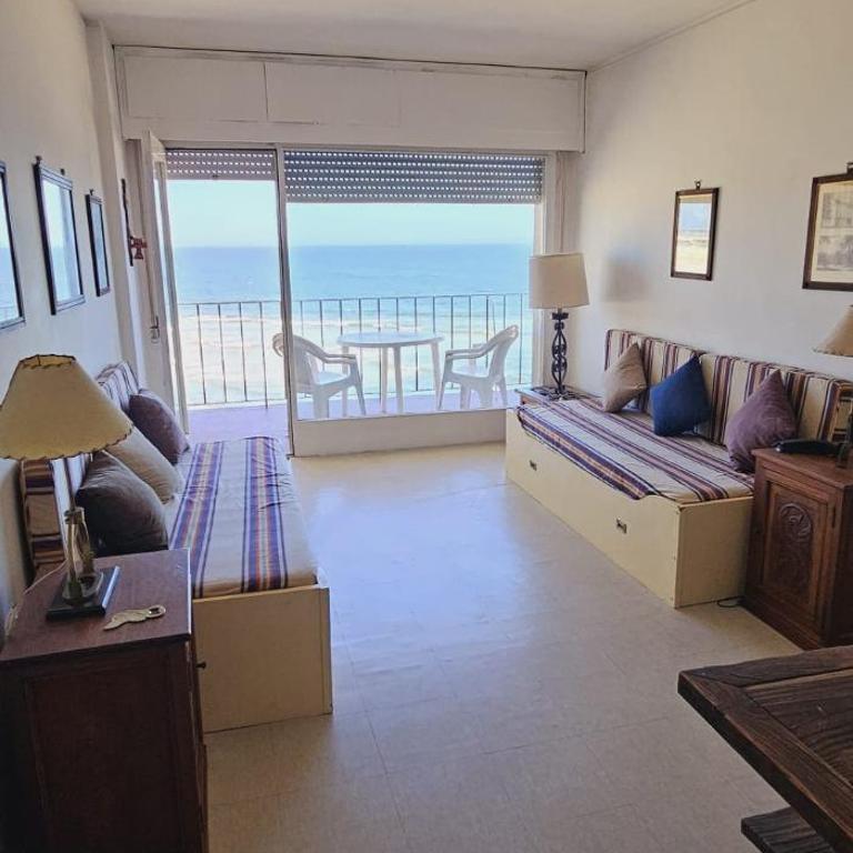 Departamento frente al mar de 1 dormitorio - One-Bedroom Apartment - 10