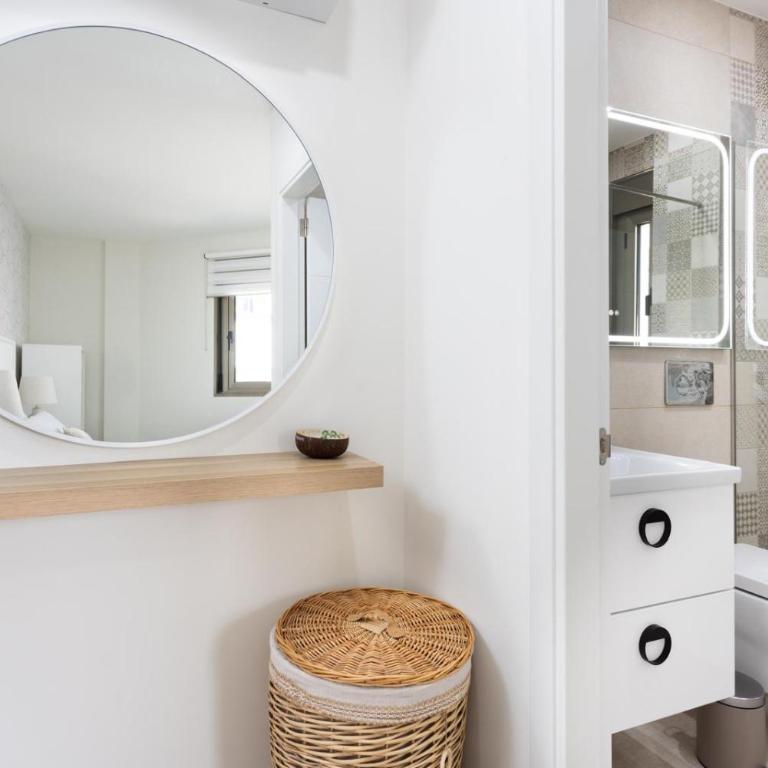 Salamanca Luxury Homes - Apartamento de 3 dormitorios con balcón - 20