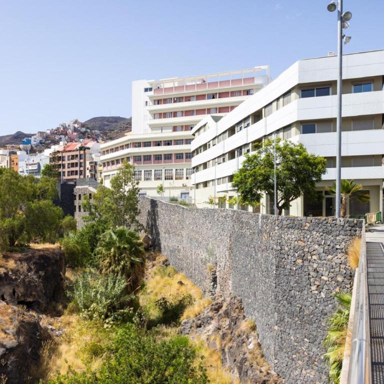 Salamanca Luxury Homes - Apartamento de 3 dormitorios con balcón - 41