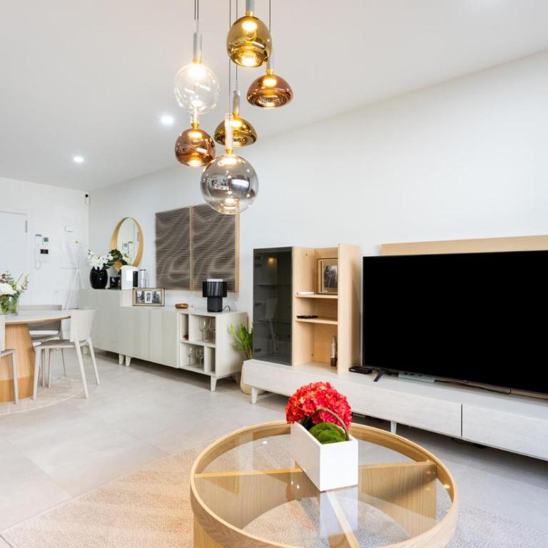 Salamanca Luxury Homes - Apartamento de 3 dormitorios con balcón - 1