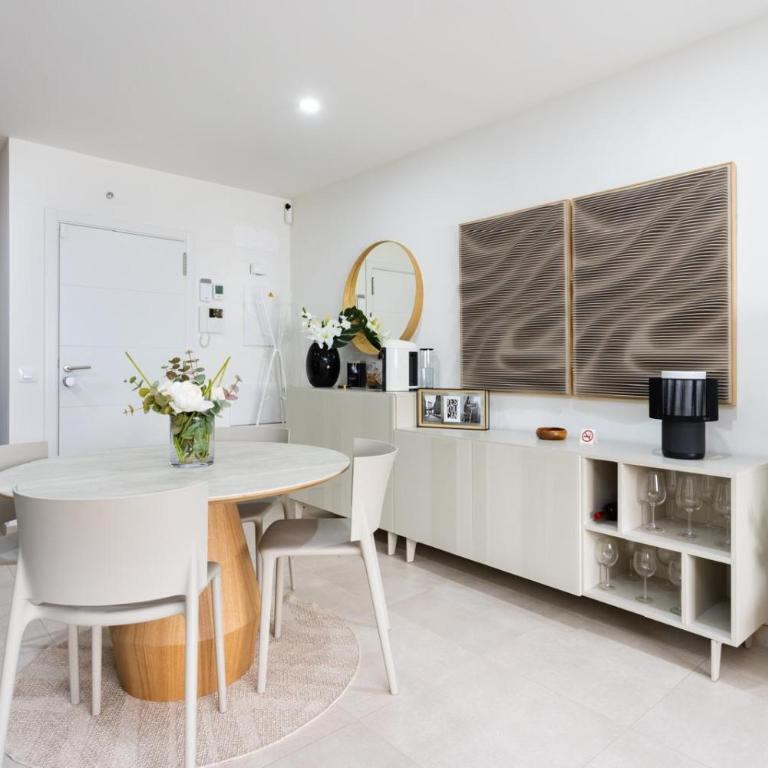 Salamanca Luxury Homes - Apartamento de 3 dormitorios con balcón - 7