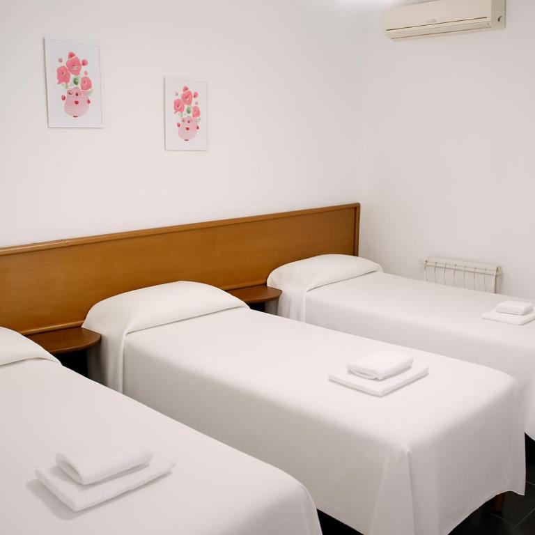 Hotel Altos del Norte - Triple Room with Private Bathroom - 1