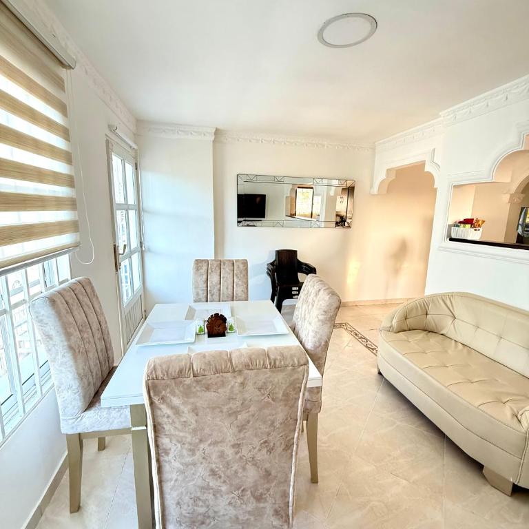 Apartamento en Barranquilla barrio San José - Three-Bedroom Apartment - 2