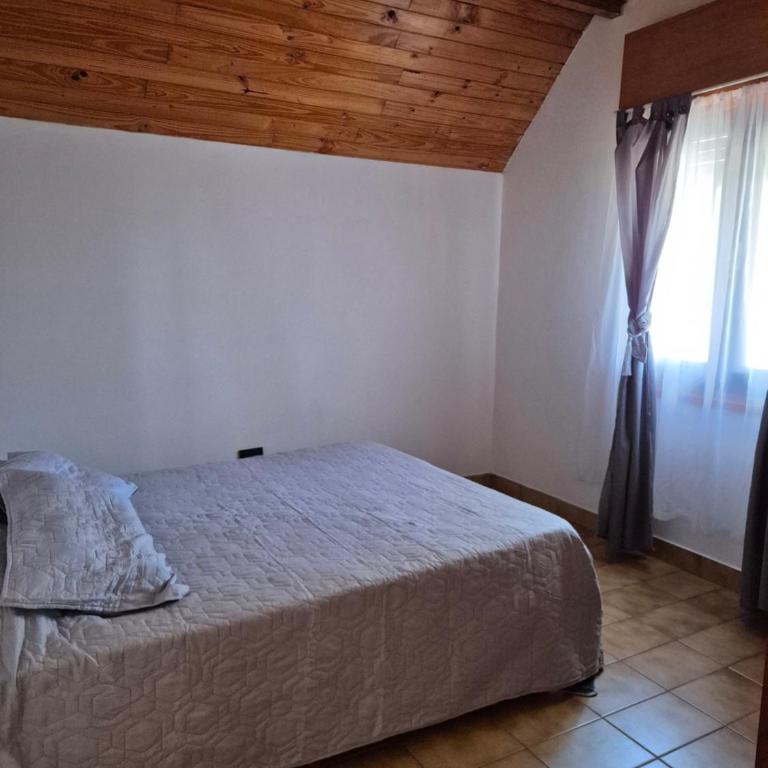 La Casa De Yayo - Three-Bedroom Chalet - 16