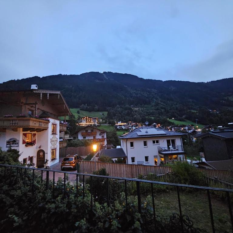GG Haus Zillertal - Haus mit 4 Schlafzimmern - 22