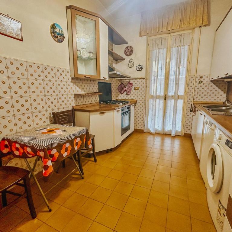 Marellini Lido Nord - Appartamento con 2 Camere da Letto e Balcone - 16