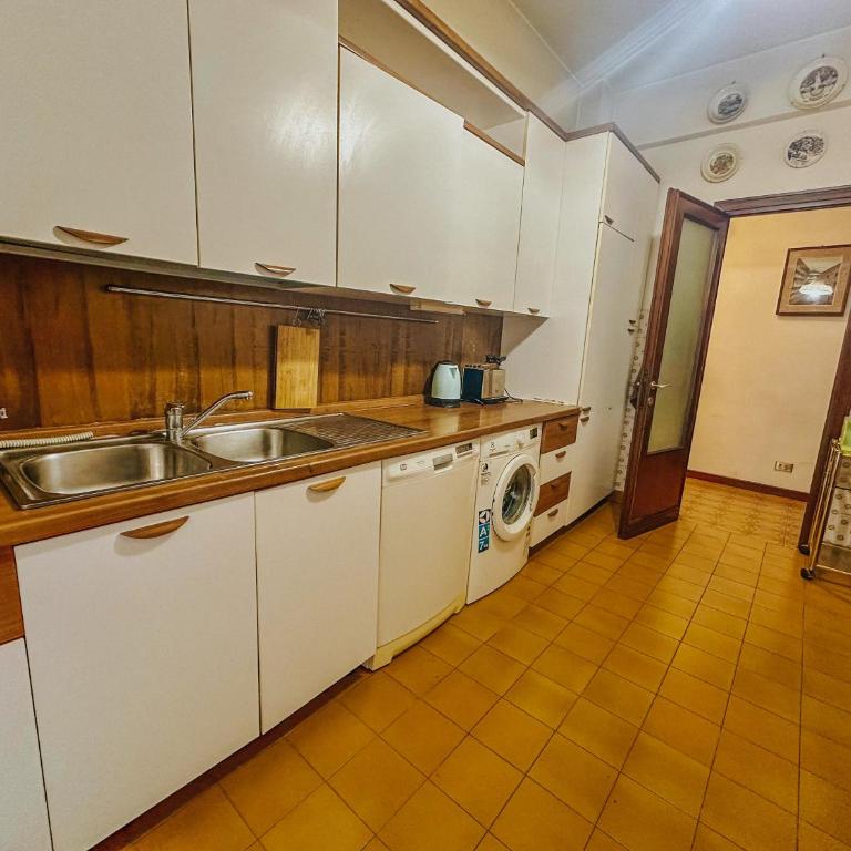 Marellini Lido Nord - Appartamento con 2 Camere da Letto e Balcone - 12