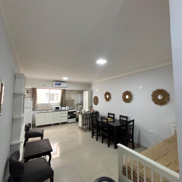 Departamento Quality Belgrano II - Apartment with View and Balcony - 1