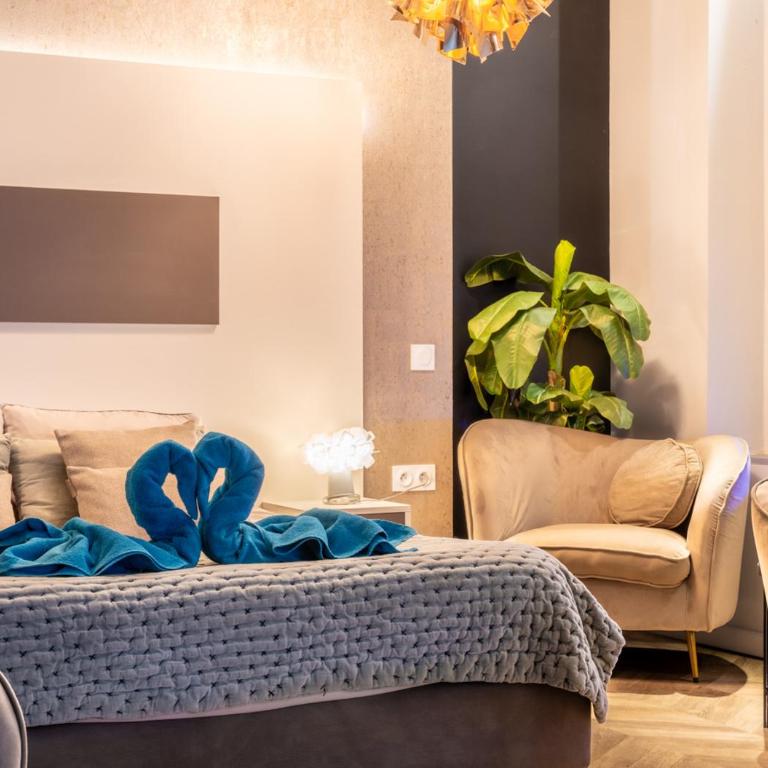 Suite avec jacuzzi privé Nîmes Idéal seul ou couple - Spa Maison Carré - One-Bedroom Apartment - 1