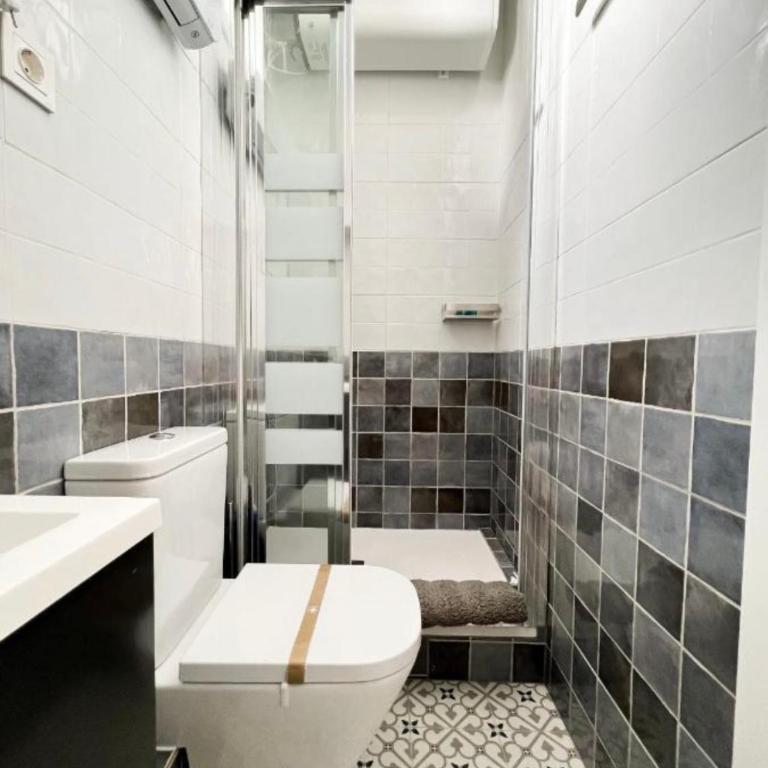El Rinconcito Huertas - One-Bedroom Apartment - 22