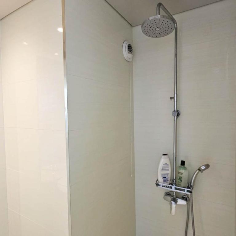 Beautiful&big apt for 8persons parking free - Appartement 3 Chambres - 2