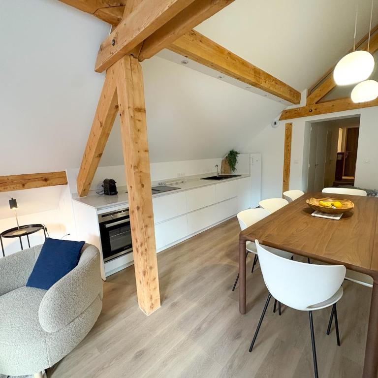 Esprit chalet, grand appartement neuf avec poêle à bois - Appartement 3 Chambres - 8