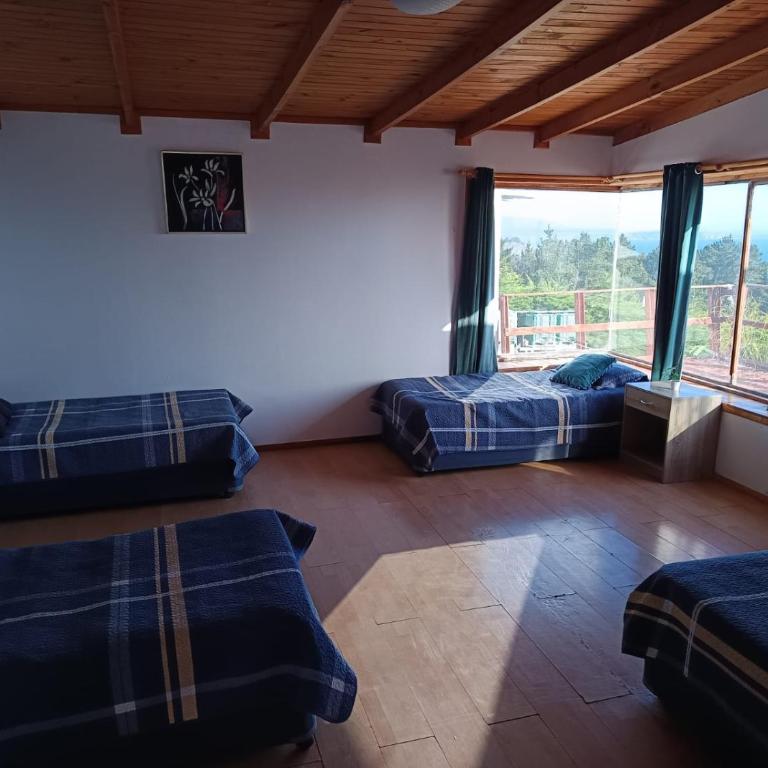 Cabaña acogedora con piscina y quincho - Casa de 4 dormitorios - 12