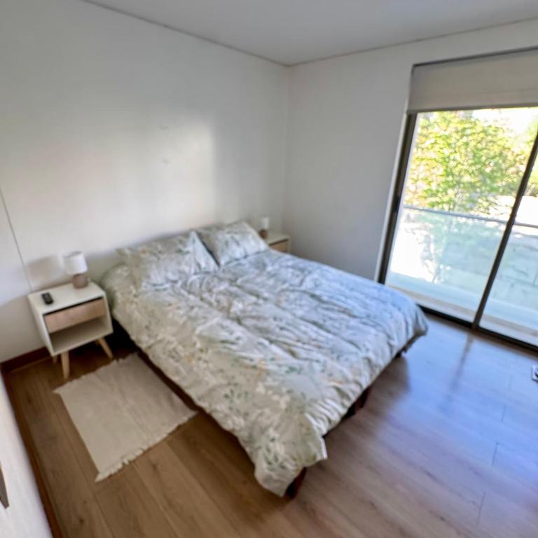 Grande y lujoso departamento en el Golf - Three-Bedroom Apartment - 1