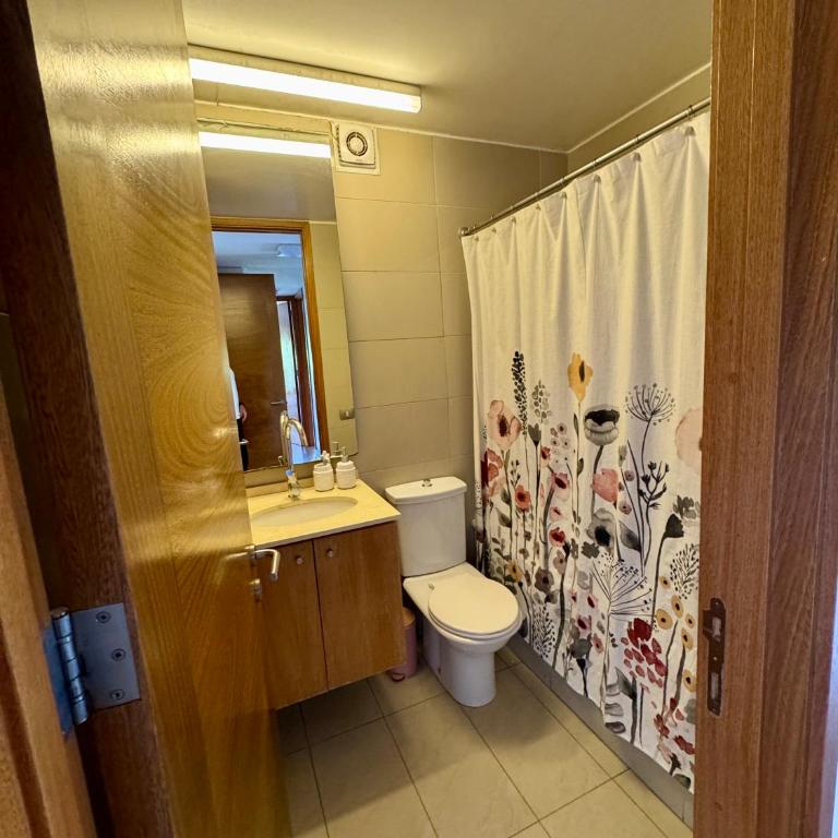 Grande y lujoso departamento en el Golf - Three-Bedroom Apartment - 5