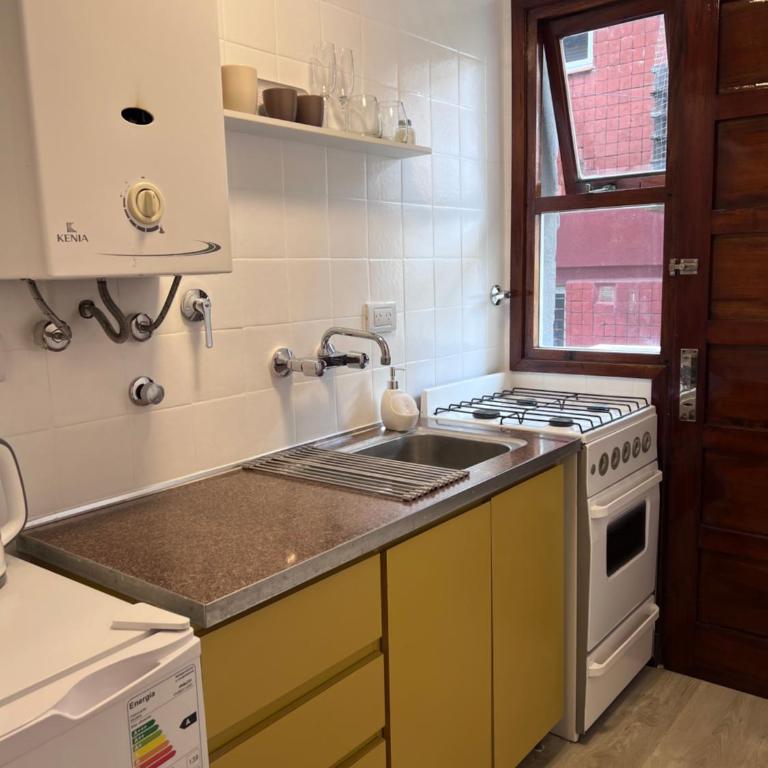 Monoambiente frente a Playa Mariano - Apartamento de 1 dormitorio - 11