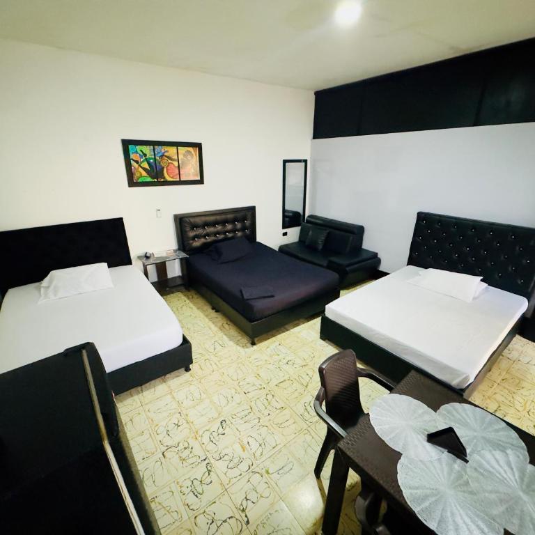 Apartaestudio san Jose - Estudio Familiar - 7