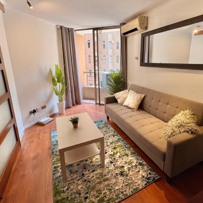 Apartamento a pasos del Metro y Museo Bellas Artes, Cerro Santa Lucia, Barrio Lastarria - One-Bedroom Apartment - 3