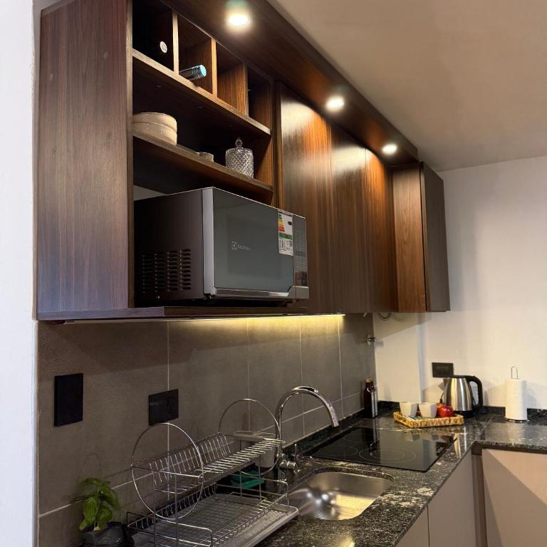 Horse Petit Apartments - One-Bedroom Apartment - 7