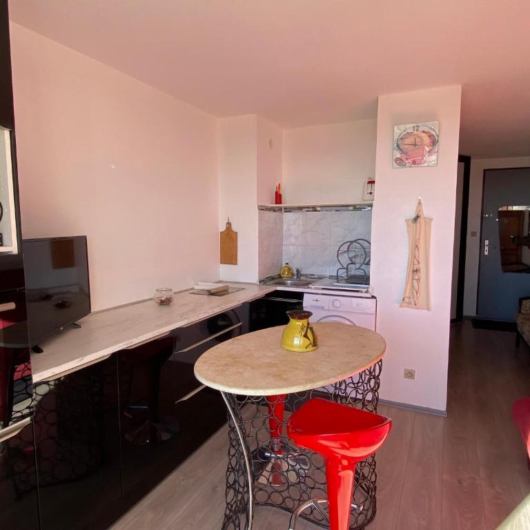 Appartement T2 refait à neuf, 4 pers, vue mer, ascenseur, parking - FR-1-798-60 - Apartamento - 9