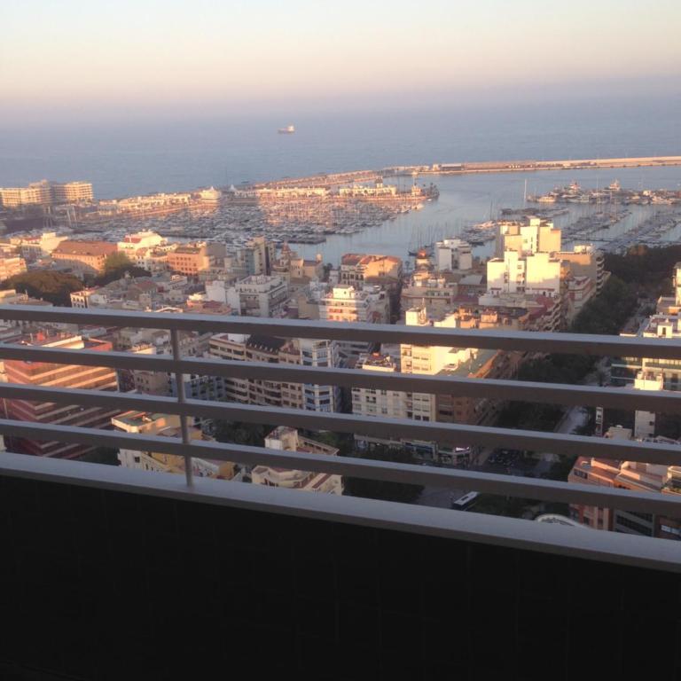 Alicante Top Sea View 29th Apts Downtown&Beach - Suite with Balcony - 68