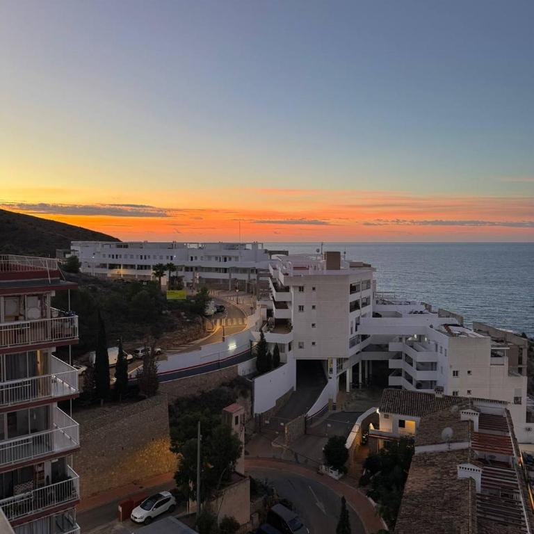 Apartment with Panoramic Sea & Mountain Views - Benidorm - Apartamento de 1 dormitorio - 9