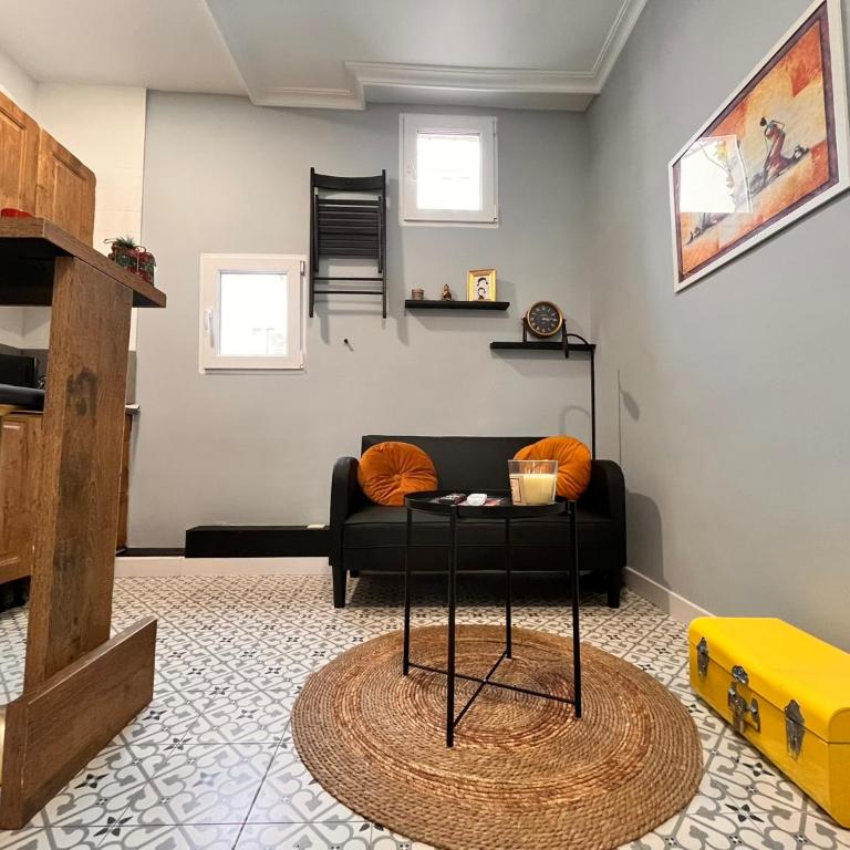 El Rinconcito Huertas - One-Bedroom Apartment - 14