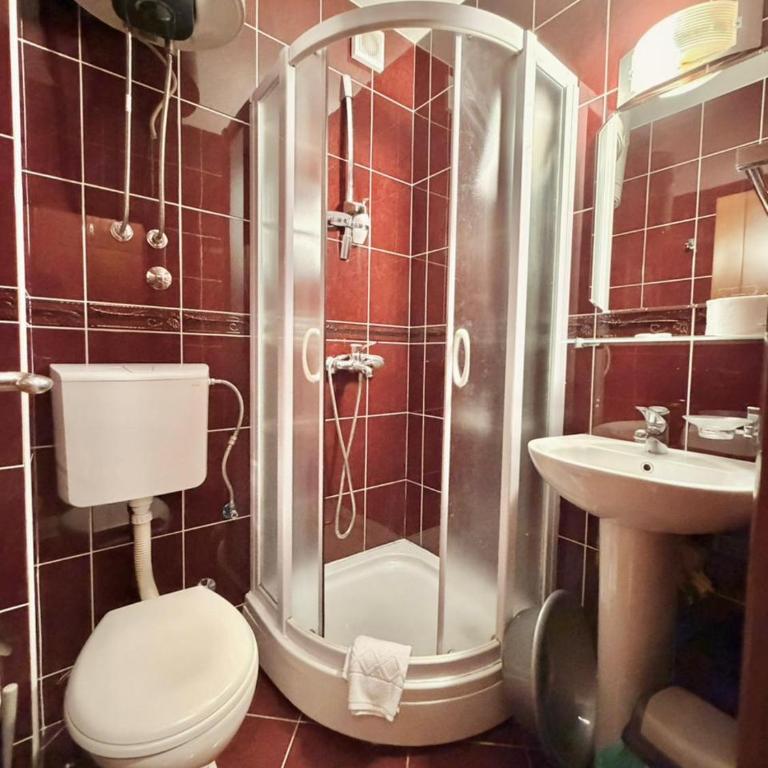 Beachfront Apartments Oaza 1 - Double or Twin Room with Sea View - 8