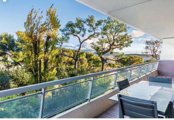 Nice Sea View Apartment Pool Terrace Parking Air Conditioning 4Sleeps - Appartement 1 Chambre - 8