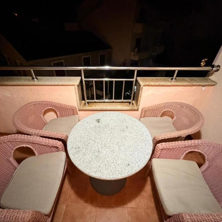 Beachfront Apartments Oaza 1 - Studio with Terrace - 8