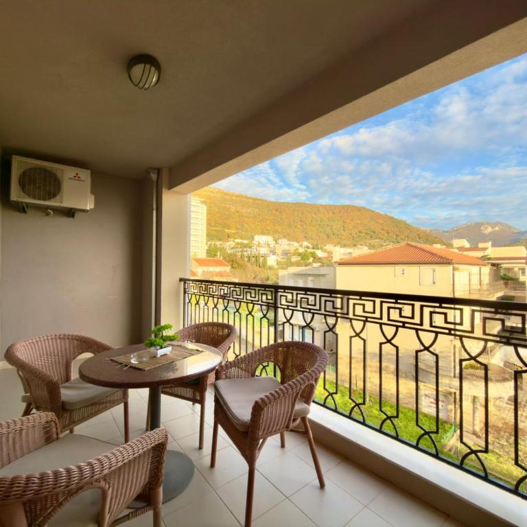 Beachfront Apartments Oaza 2 - One-Bedroom Apartment with Balcony - 15