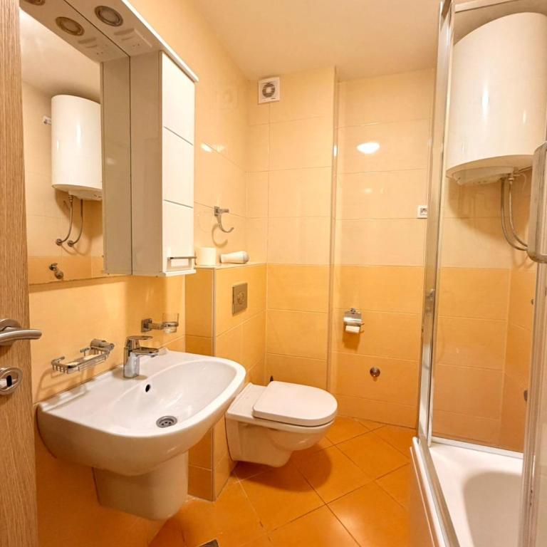 Beachfront Apartments Oaza 2 - Studio with Balcony - 13