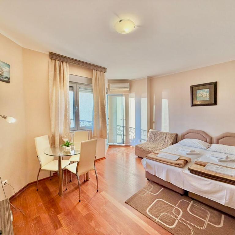 Beachfront Apartments Oaza 2 - Studio with Balcony - 3