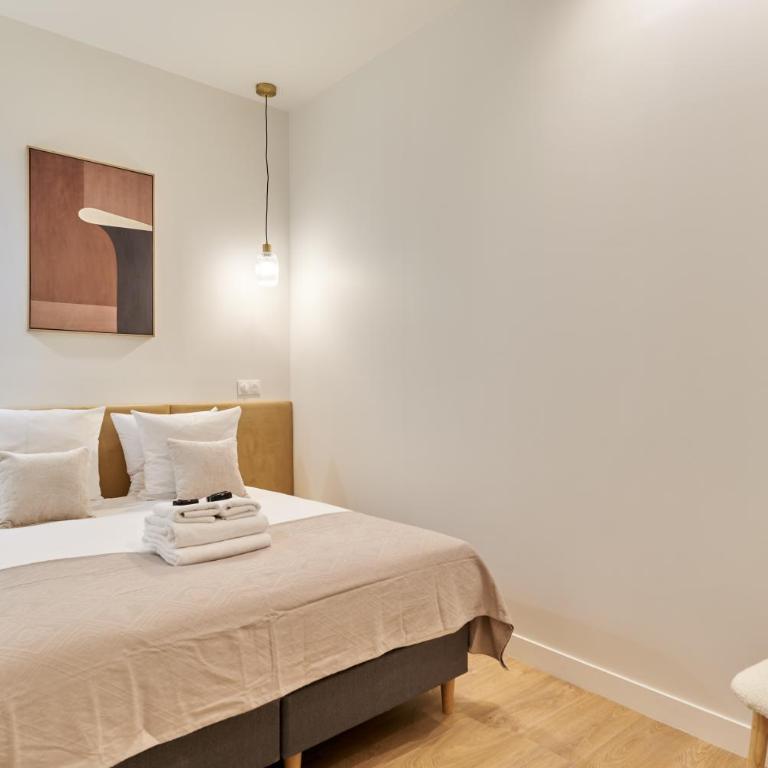 Residence with AC apartments Buttes Chaumont Park - Appartement 2 Chambres Deluxe - 2