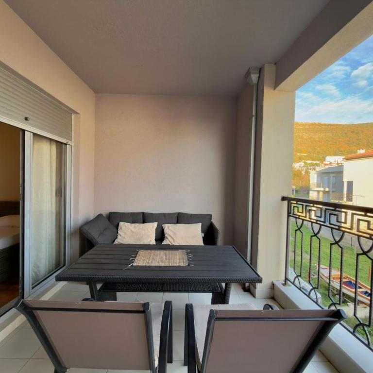 Beachfront Apartments Oaza 2 - One-Bedroom Apartment with Balcony - 39