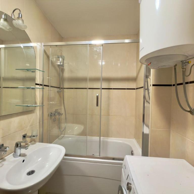 Beachfront Apartments Oaza 2 - One-Bedroom Apartment with Balcony - 58
