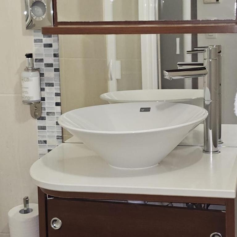 Massilia hôtel - Grande Chambre Double - 4
