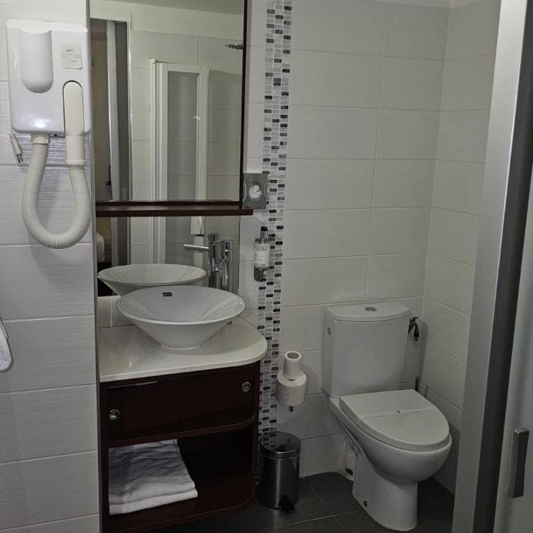 Massilia hôtel - Grande Chambre Double - 7