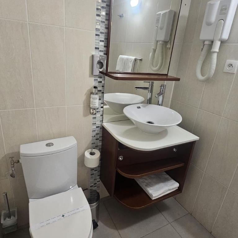 Massilia hôtel - Grande Chambre Double - 8