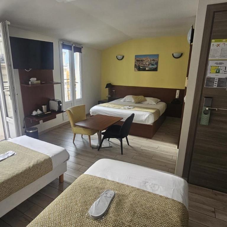 Massilia hôtel - Suite avec Balcon 4 Personnes - 9
