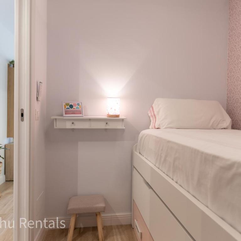 Coastal retreat with Private patio steps from beach - Apartamento de 2 dormitorios - 3