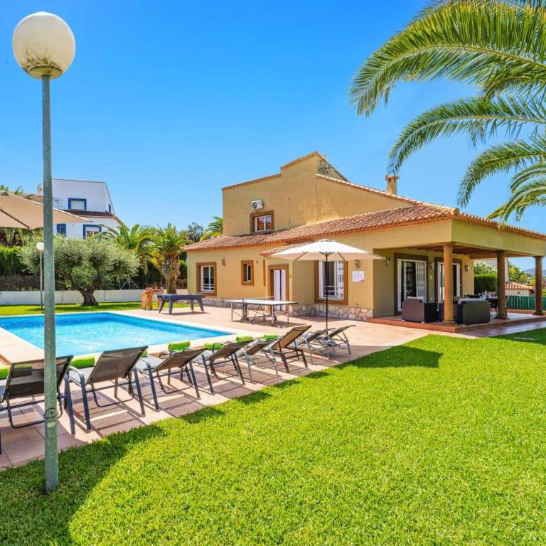 Villa Elefante by Villa Plus - Villa - 11