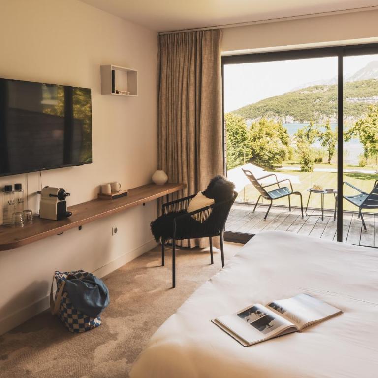 Villa Caroline, Lac d'Annecy - Chambre Double - Vue sur Lac - 2