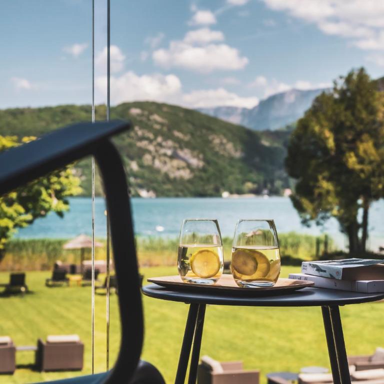 Villa Caroline, Lac d'Annecy - Chambre Double - Vue sur Lac - 3