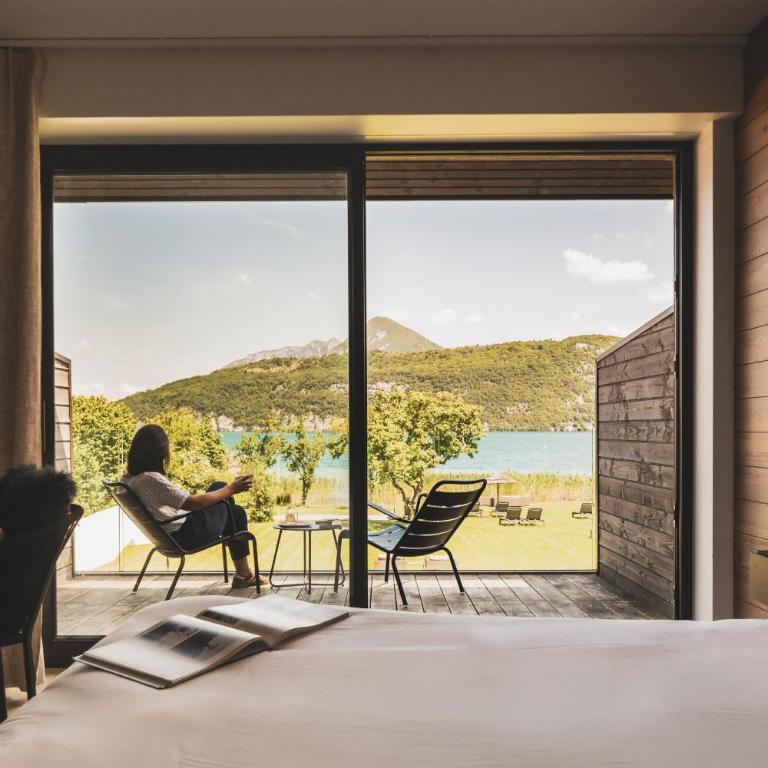 Villa Caroline, Lac d'Annecy - Chambre Double - Vue sur Lac - 1