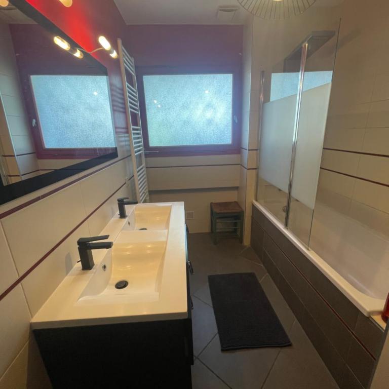 Agréable maison de ville proche centre ville - Maison 3 Chambres - 15