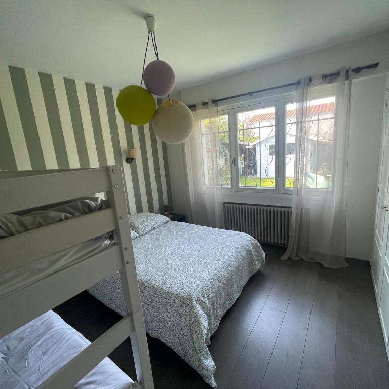 Agréable maison de ville proche centre ville - Maison 3 Chambres - 14