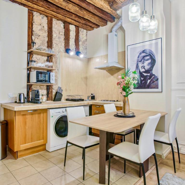 Place des Vosges - Marais - Prime Location - Appartement Deluxe - 9