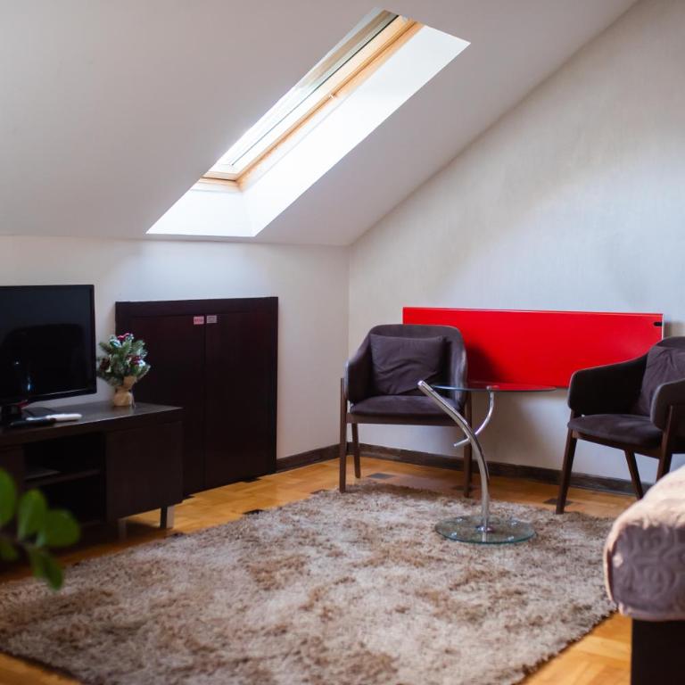 Pleasure Čair apartments - Two-Bedroom Apartment - 6